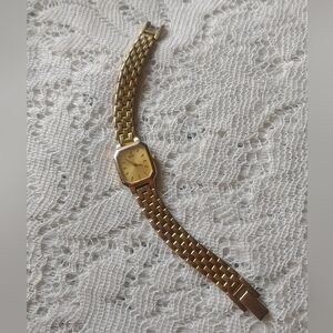 Seiko Vintage Ladies Goldtone Watch
